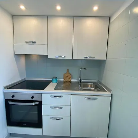 Mirto 11 Apartment Pittulongu